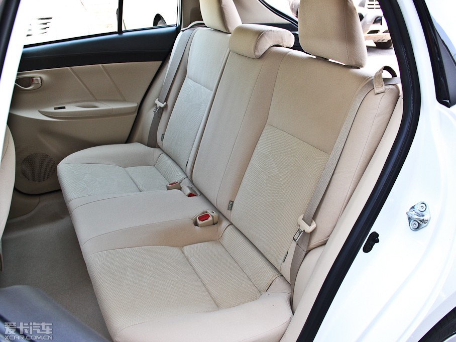 2014YARiS L  1.3E ք(dng)Ȅ(dng)