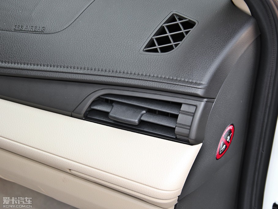 2014YARiS L  1.3E քȄӰ