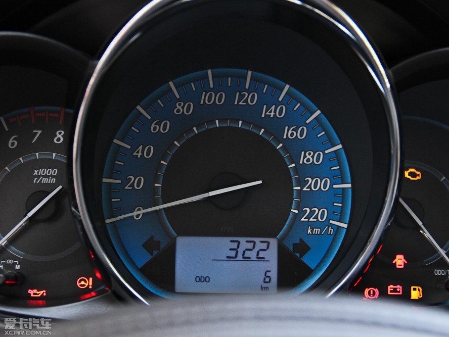 2014YARiS L  1.3E քȄӰ