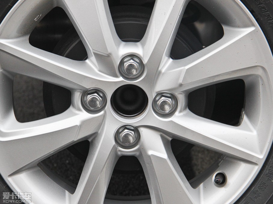 2014YARiS L  1.5G ք(dng)ń(dng)