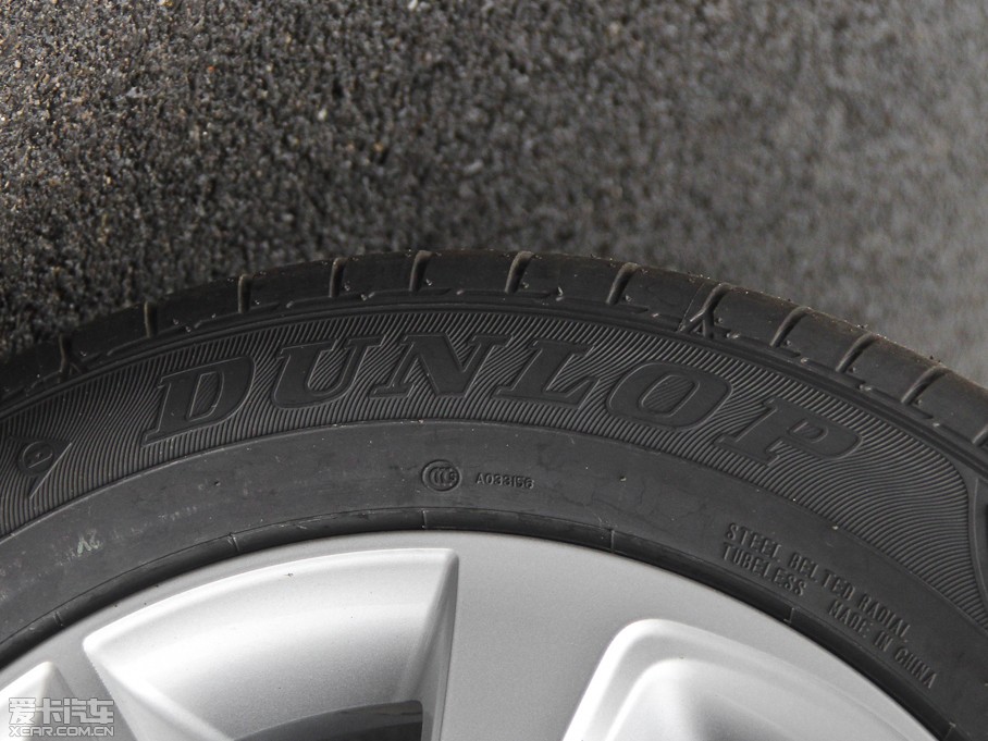 2014YARiS L  1.5G քńӰ