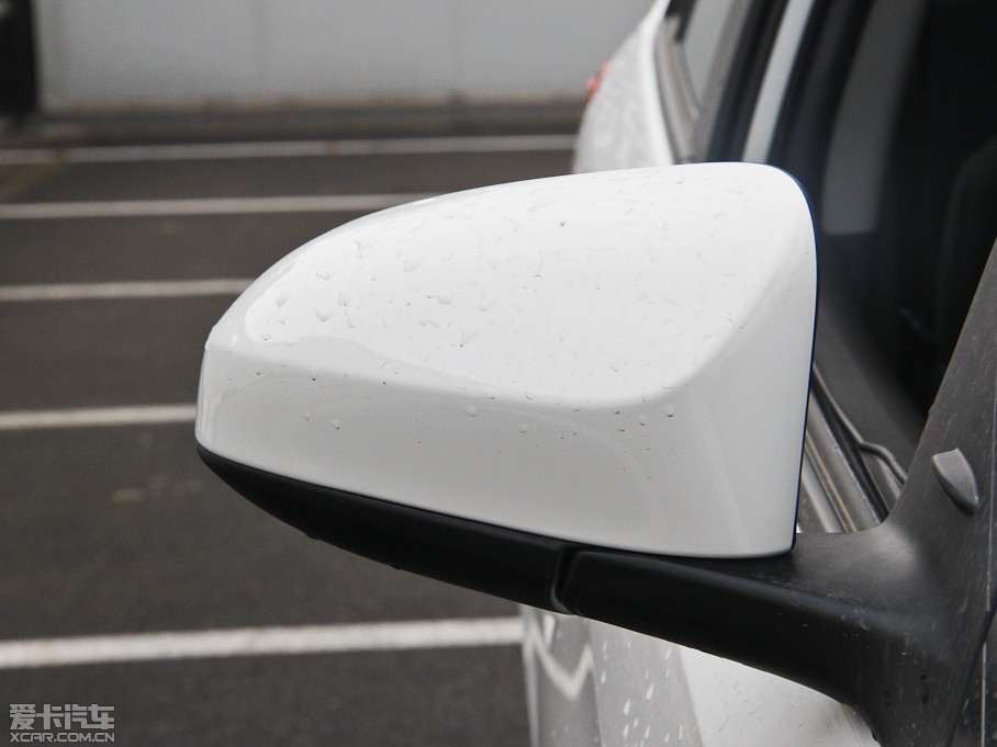 2014YARiS L  1.5G քńӰ