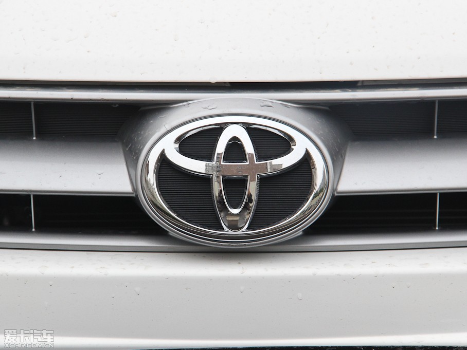 2014YARiS L  1.5G քńӰ