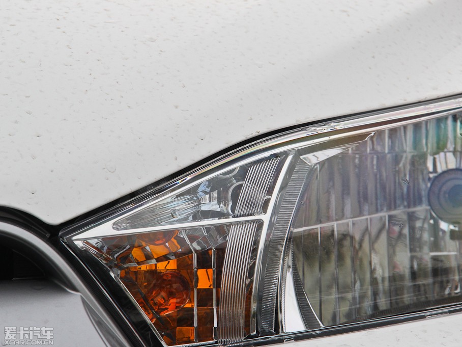 2014YARiS L  1.5G քńӰ