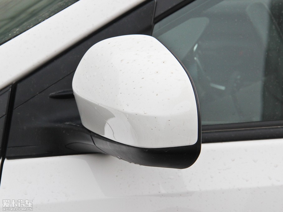 2014YARiS L  1.5G քńӰ