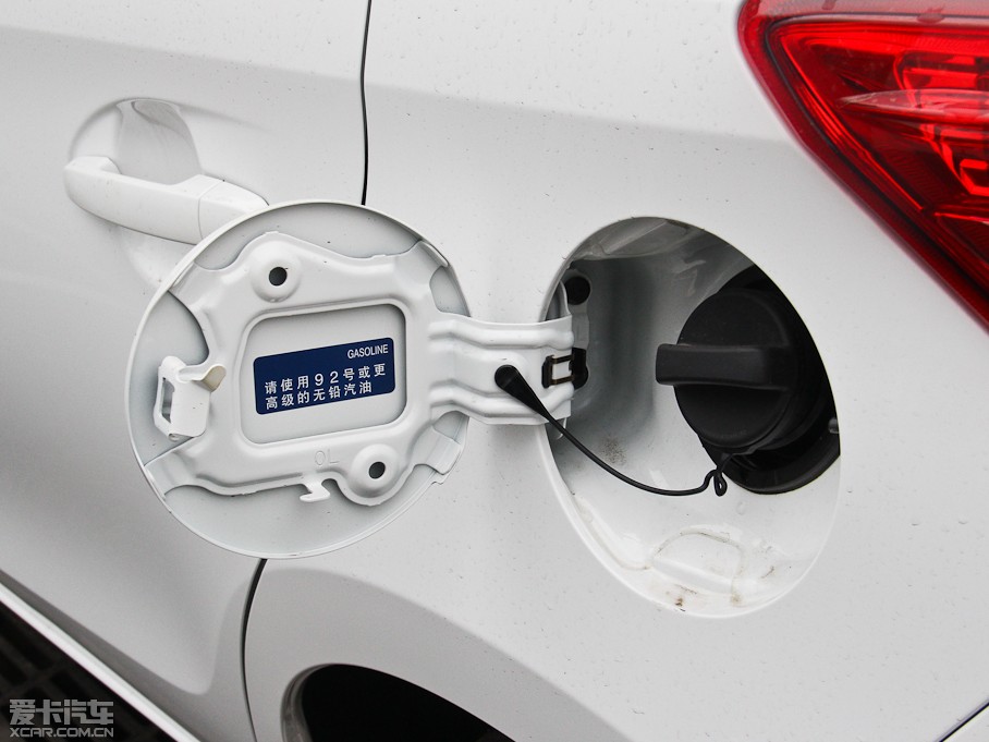 2014YARiS L  1.5G քńӰ