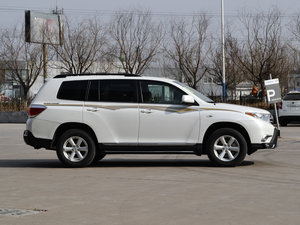 2013款2.7L 五座两驱紫金版 整体外观