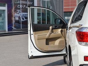 2013款2.7L 五座两驱紫金版 驾驶位车门