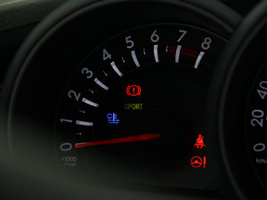 2014180E 5CVTӢ п؅^