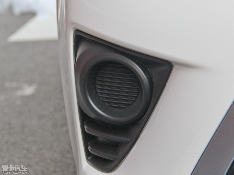 2015YARiS L  1.5E ԄȄӰ