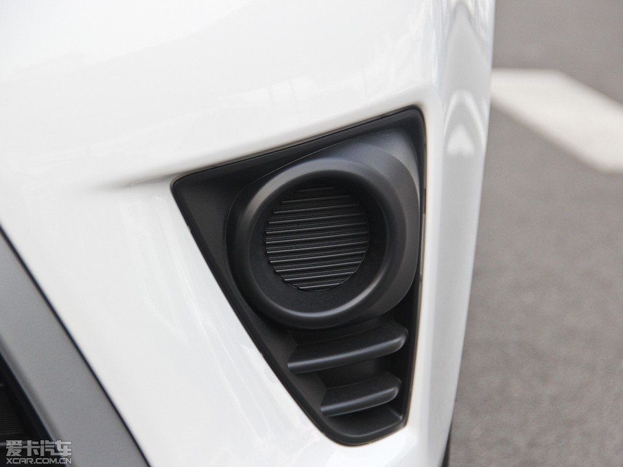 2015YARiS L  1.5E ԄȄӰ