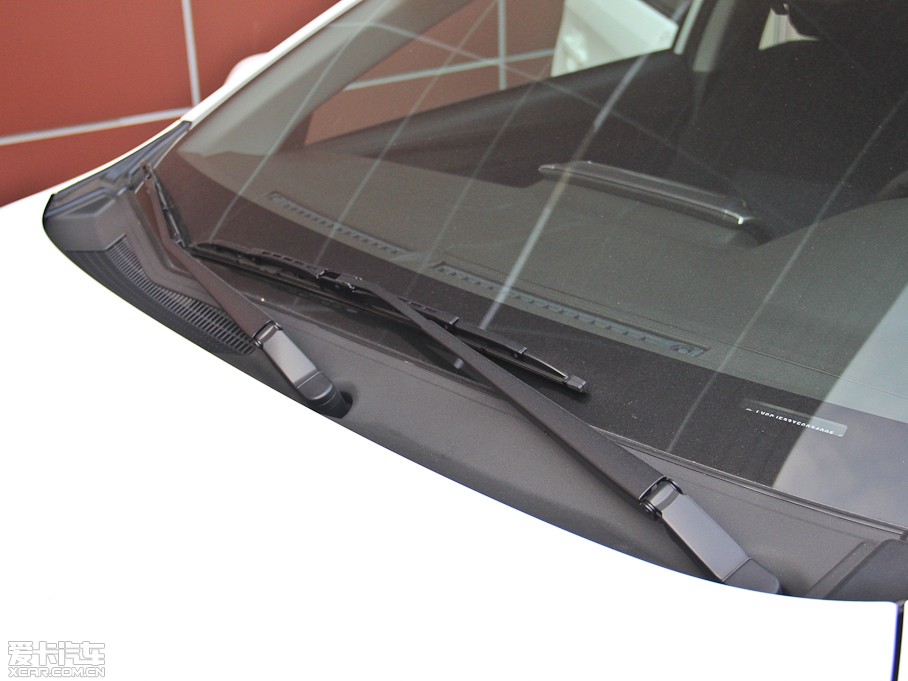 2015YARiS L  1.5E ԄȄӰ