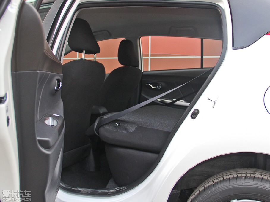 2015YARiS L  1.5E ԄȄӰ