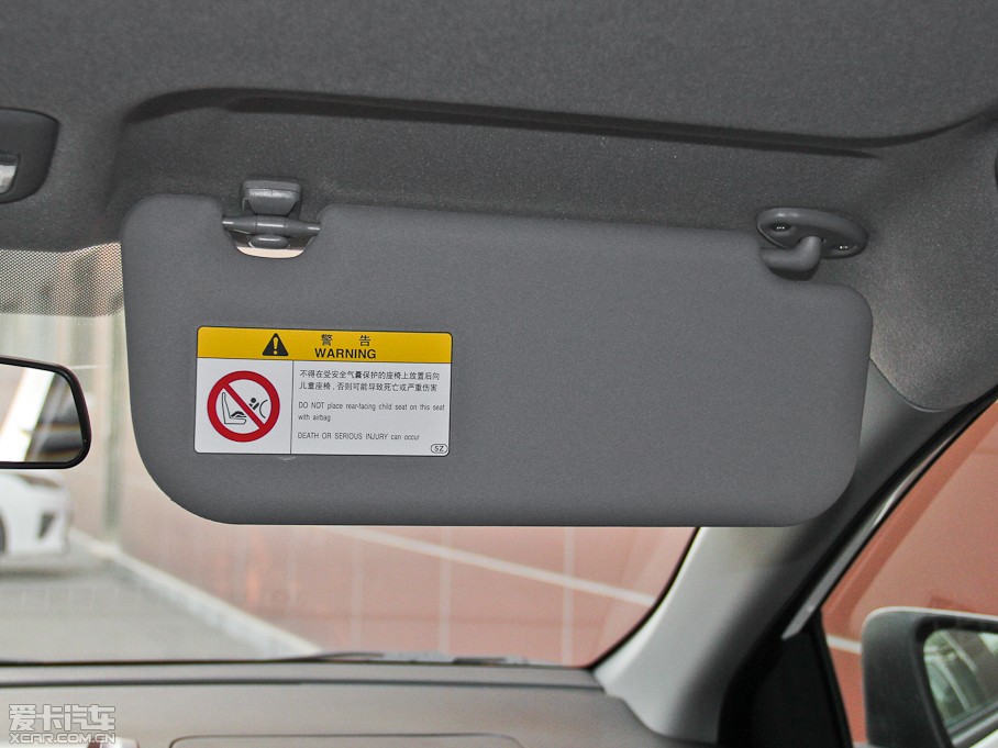 2015YARiS L  1.5E Ԅ(dng)Ȅ(dng)