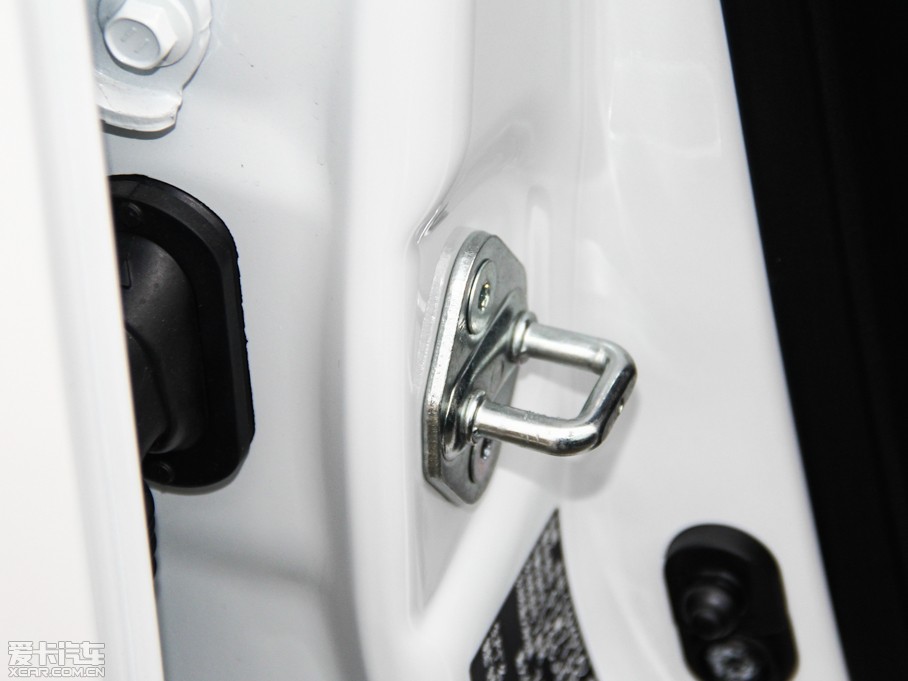 2015YARiS L  1.5G Ԅń촰؄e