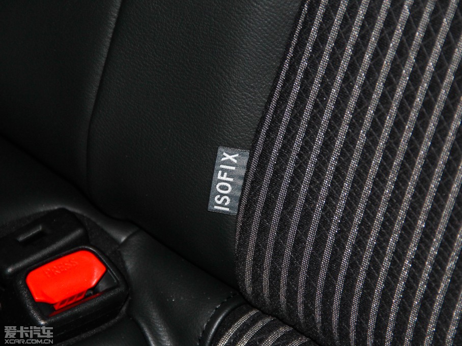 2015YARiS L  1.5G Ԅń촰؄e