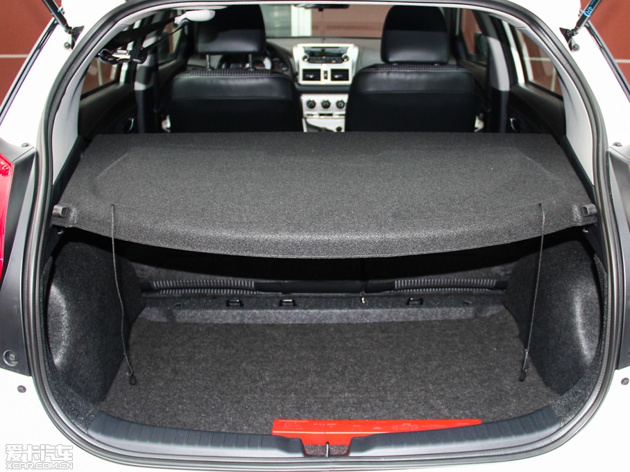 2015YARiS L  1.5G Ԅń촰؄e