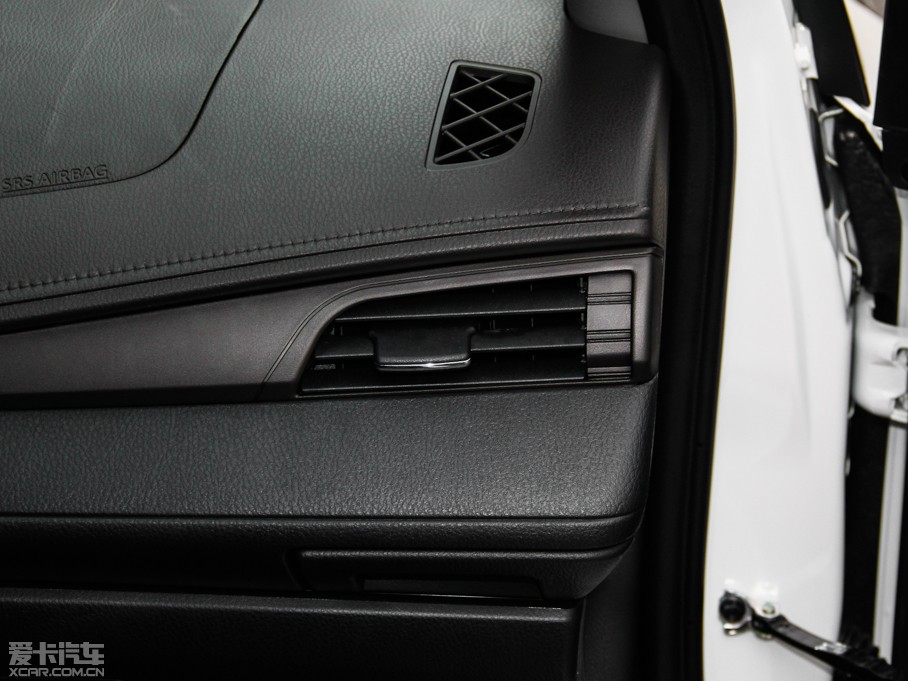 2015YARiS L  1.5G քń촰؄e