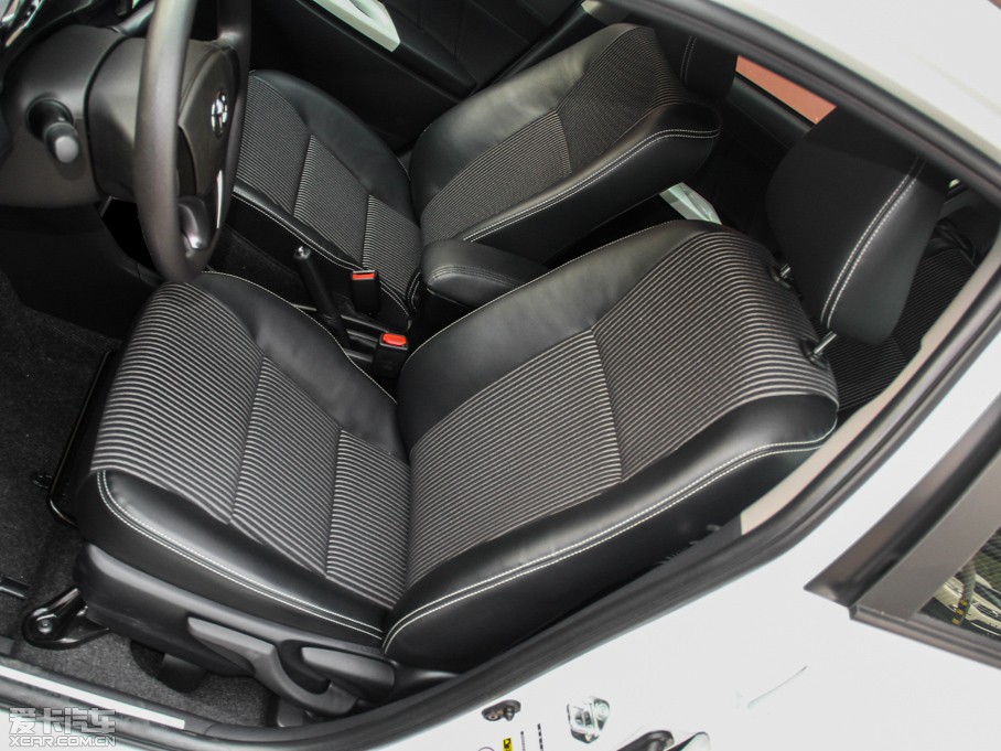 2015YARiS L  1.5G քń촰؄e