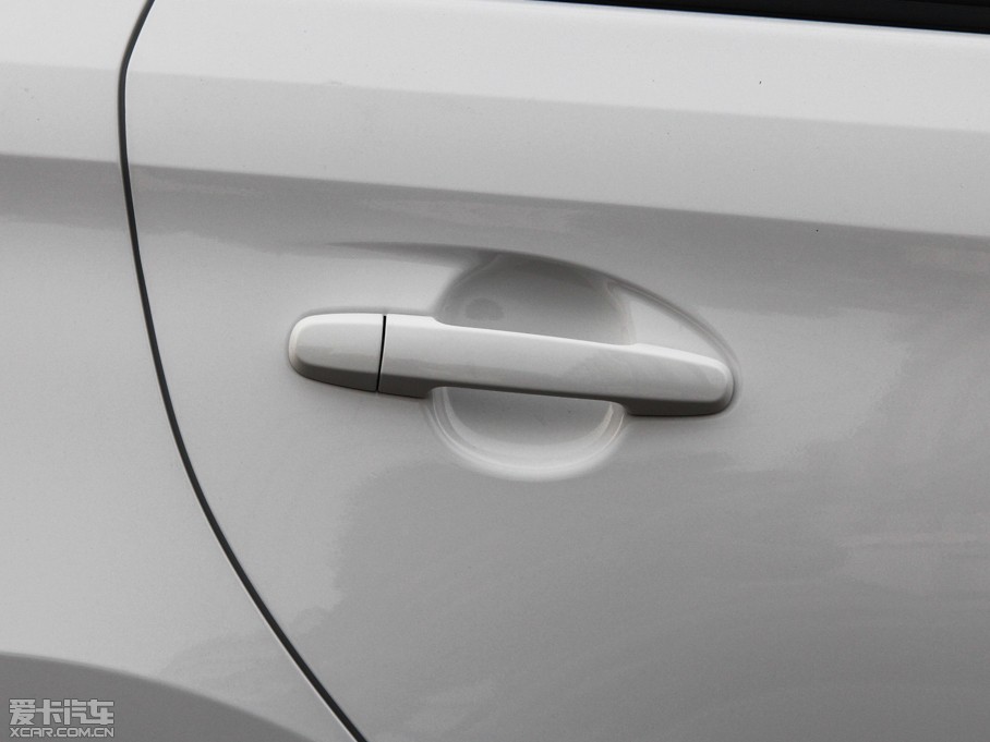 2015YARiS L  1.5G քń촰؄e