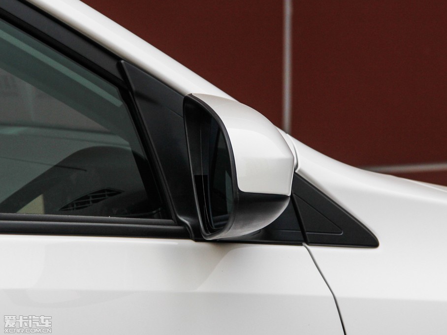 2015YARiS L  1.5G քń촰؄e