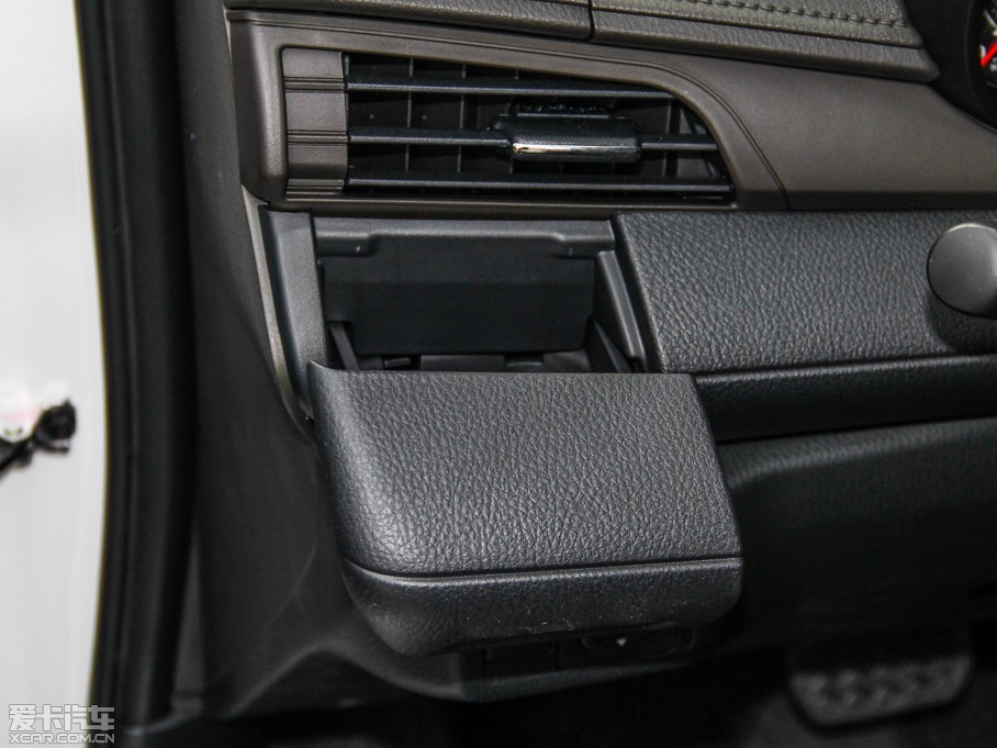 2015YARiS L  1.5G քń촰؄e