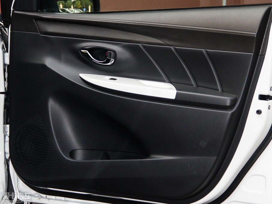 2015YARiS L  1.5G քń촰؄e