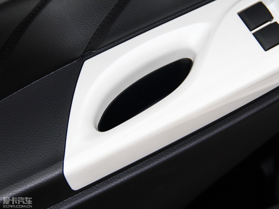 2015YARiS L  1.5G քń촰؄e