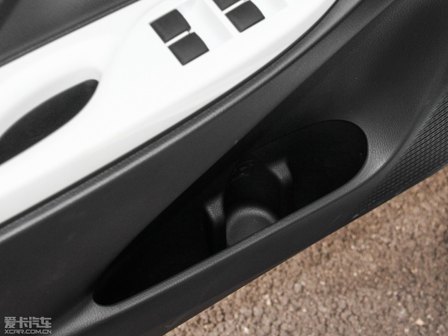 2015YARiS L  1.5G քń촰؄e