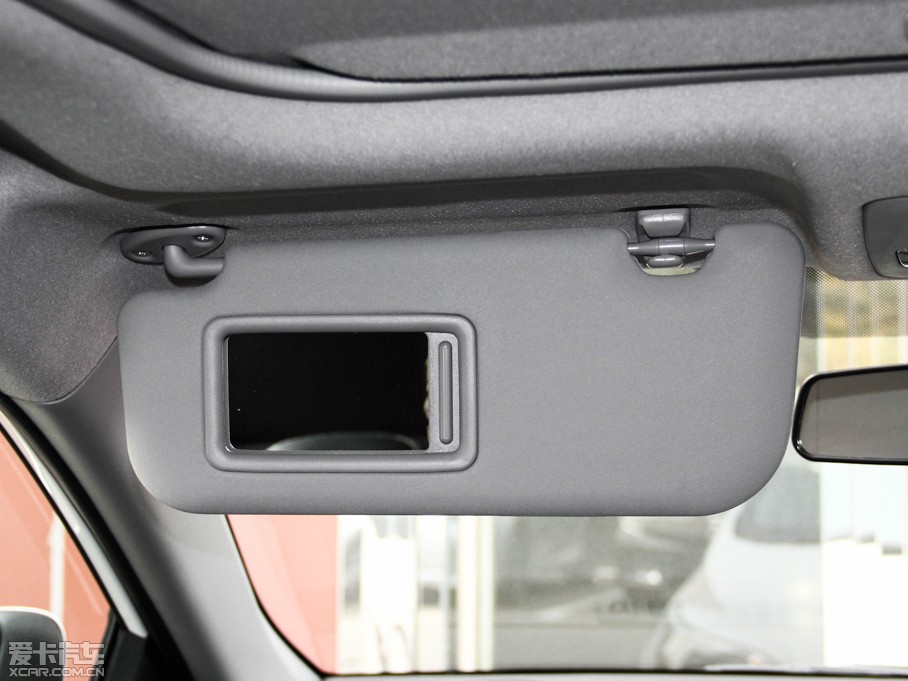 2015YARiS L  1.5G քń촰؄e