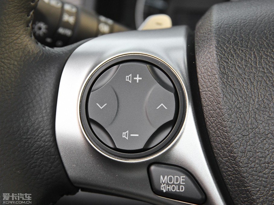 2015��P���� �E�� 2.0S ��Ӱ�