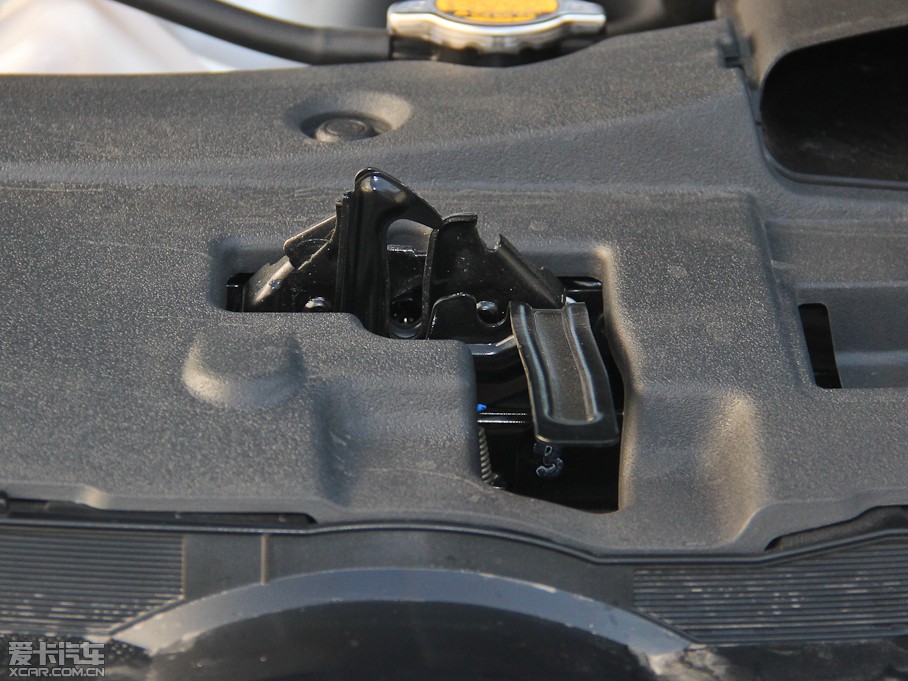 2015��P���� �E�� 2.0S ���(d��ng)��