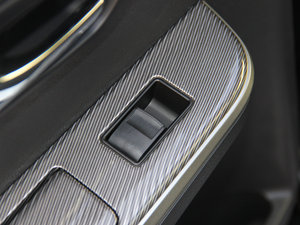 2015E 2.0S (dng) п؅^(q)