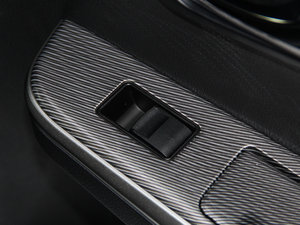 2015E 2.0S (dng) п؅^(q)