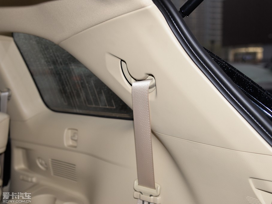 2015��h�m�_ 3.5L ���������A��