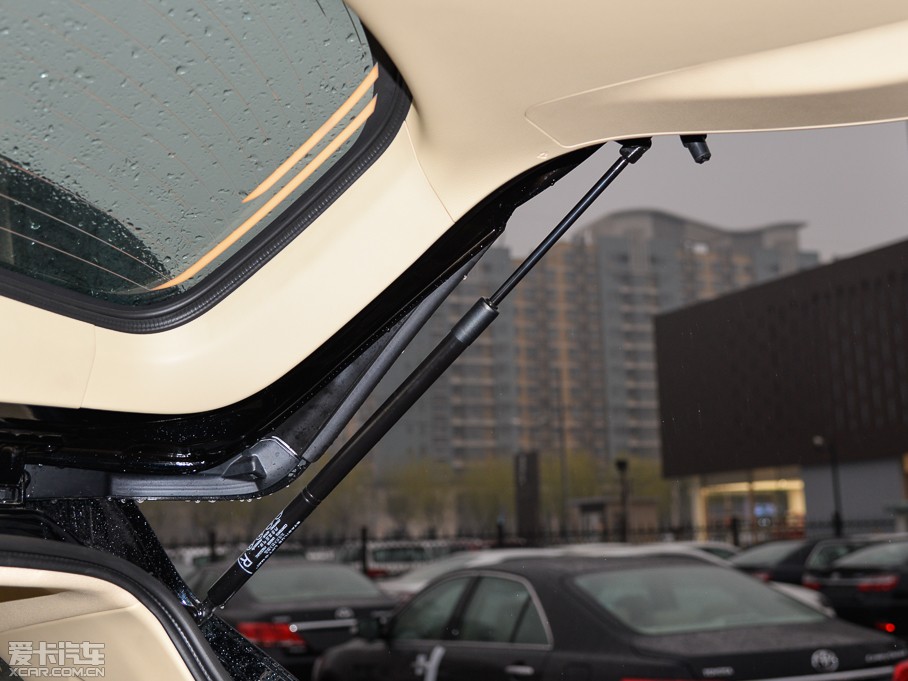 2015��h�m�_ 3.5L ���������A��