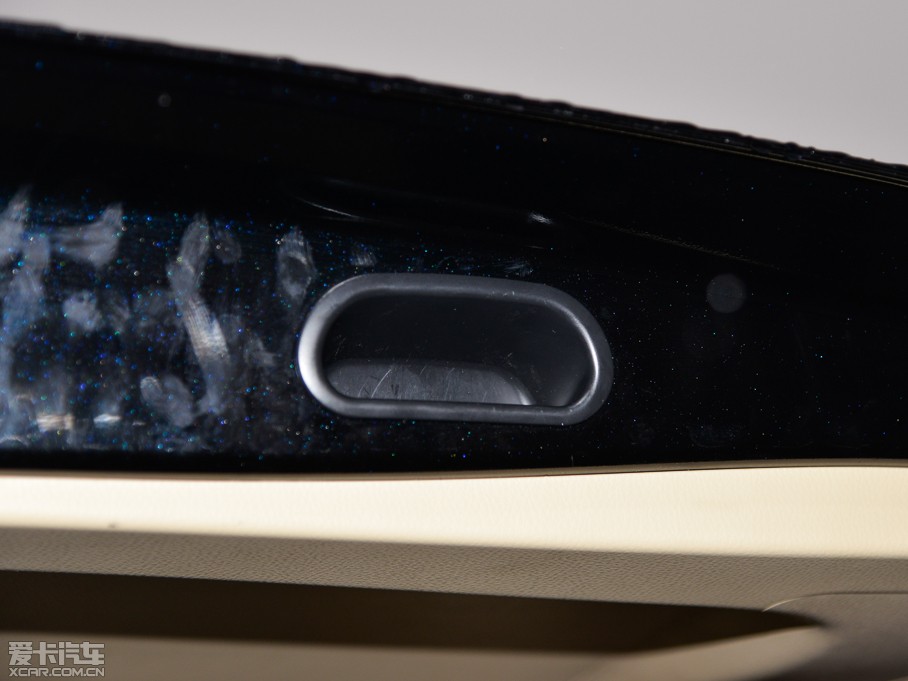 2015��h�m�_ 3.5L ���������A��