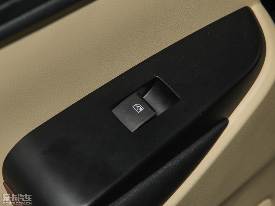 2015hm_(d) 2.0T (q)Ӣ