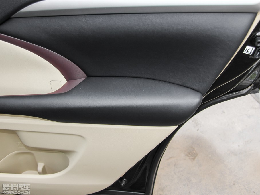 2015hm_ 3.5L (q)A(do)