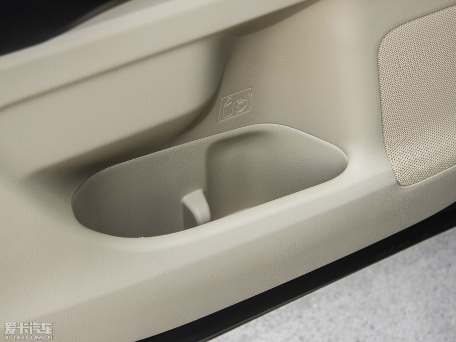 2015hm_ 3.5L (q)A(do)