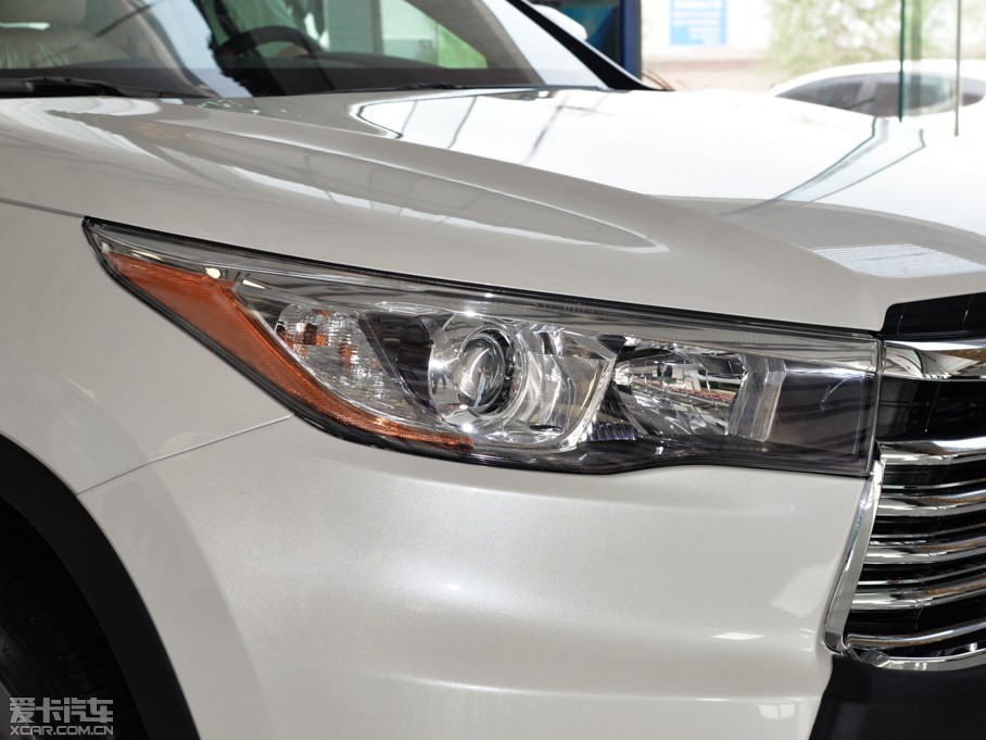 2015hm_(d) 2.0T (q)A