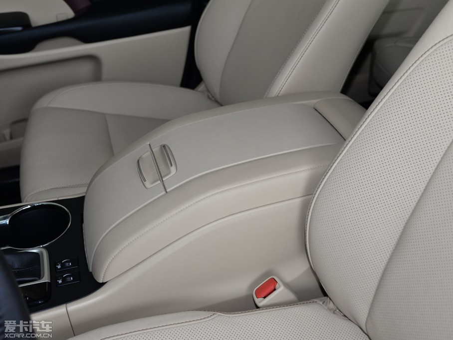 2015hm_(d) 2.0T (q)A