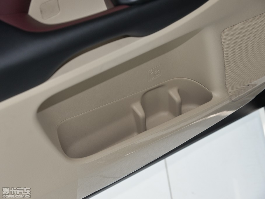 2015hm_(d) 2.0T (q)A