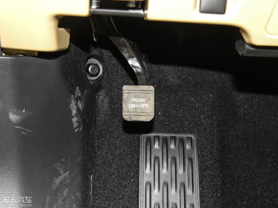 2015��h�m�_ 3.5L ���������A������