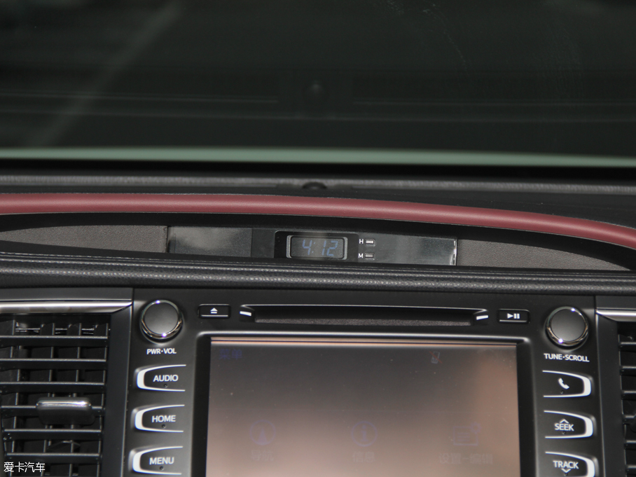 2015hm_(d) 2.0T (q)A(do)