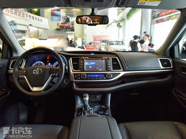 廣汽豐田2015款漢蘭達(dá) 廣汽豐田2015款漢蘭達(dá)