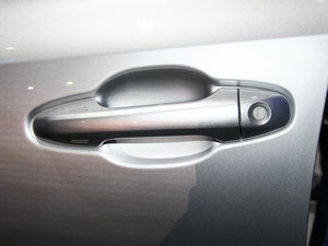 2015款3.5L 七座四驱至尊版 细节外观