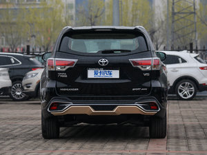 2015款3.5L 七座四驱豪华版 正后	