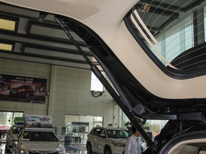 2015款2.0T 七座两驱精英版 其它
