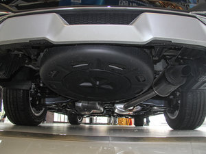 2015款2.0T 七座两驱精英版 备胎